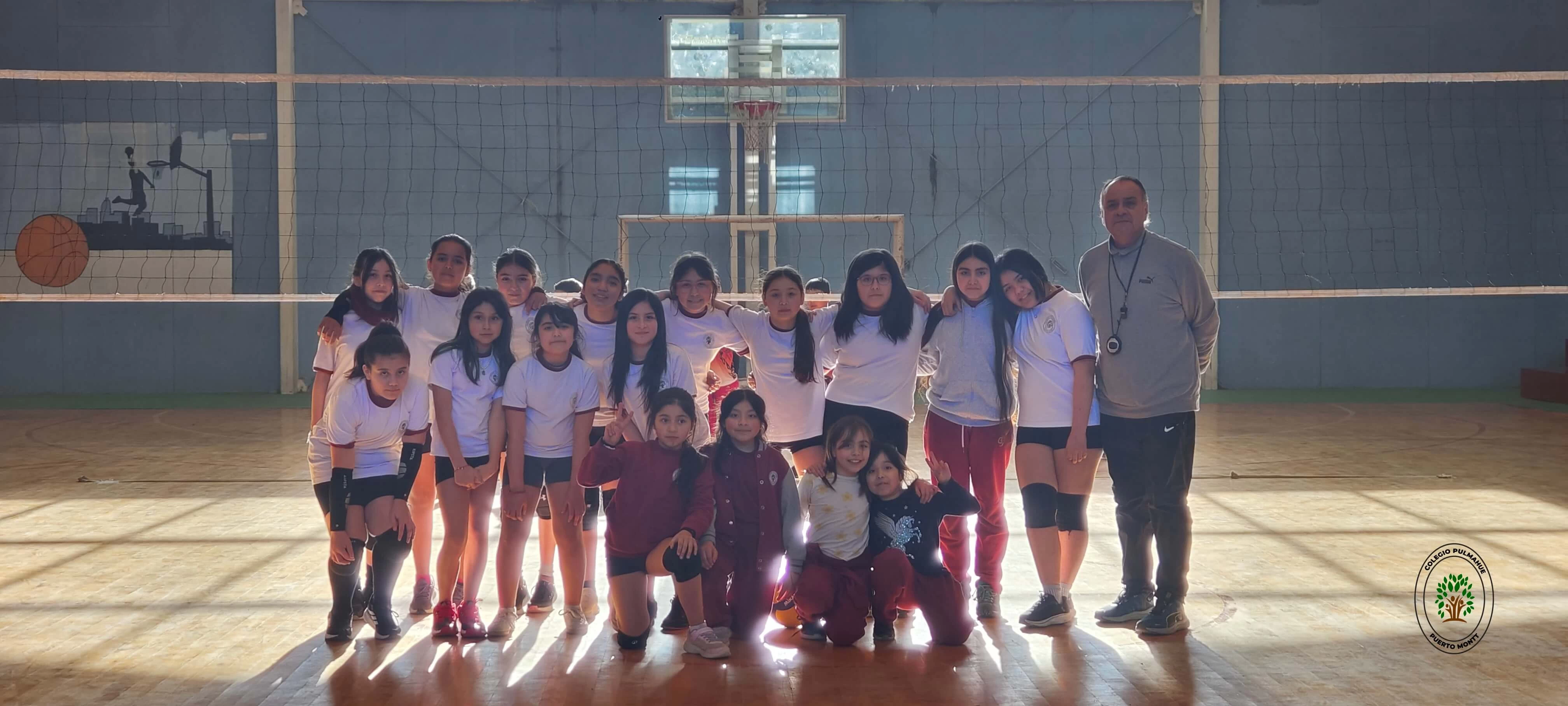 Imagen de la noticia: ¡Gran encuentro deportivo de nuestra Selección Mini de Voleibol Damas!