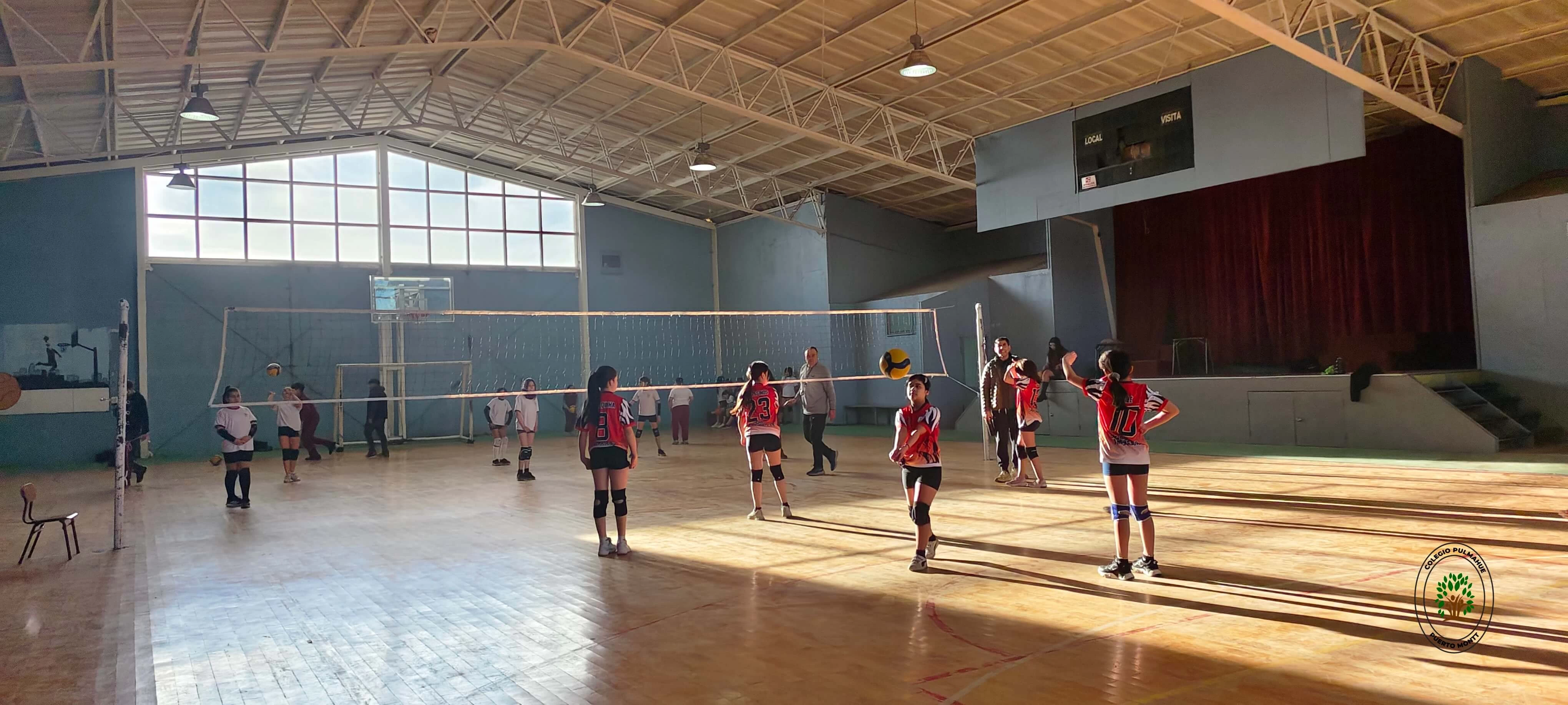 Imagen de la noticia: ¡Gran encuentro deportivo de nuestra Selección Mini de Voleibol Damas!