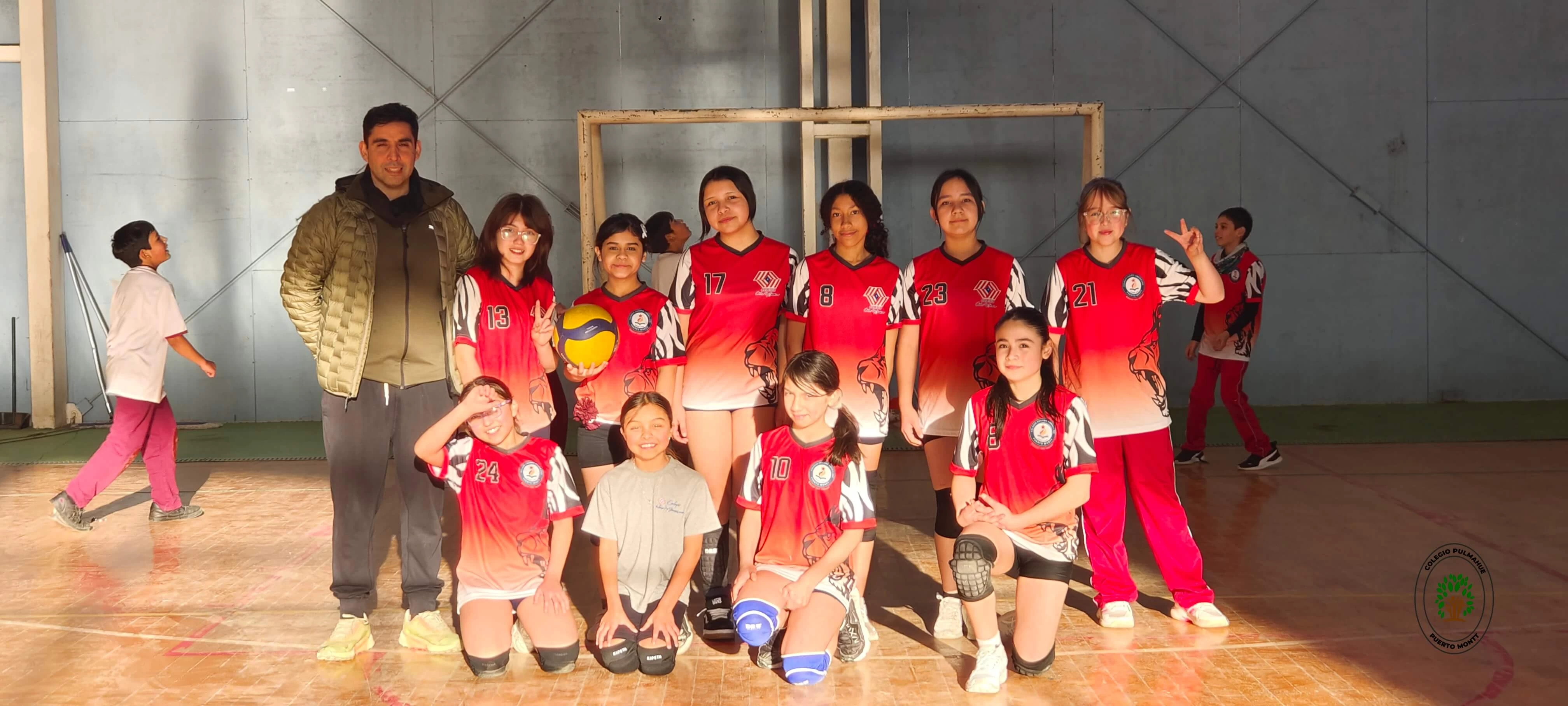 Imagen de la noticia: ¡Gran encuentro deportivo de nuestra Selección Mini de Voleibol Damas!