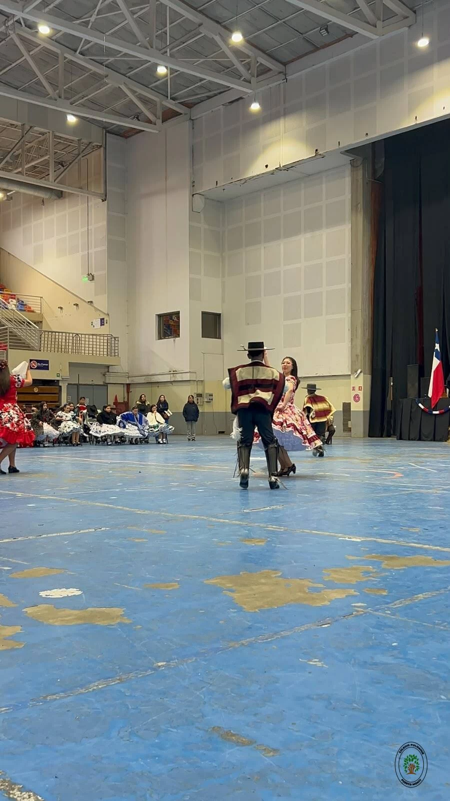Imagen de la noticia: Nuestros estudiantes nos representaron en el Encuentro Comunal de Cueca Escolar 2026