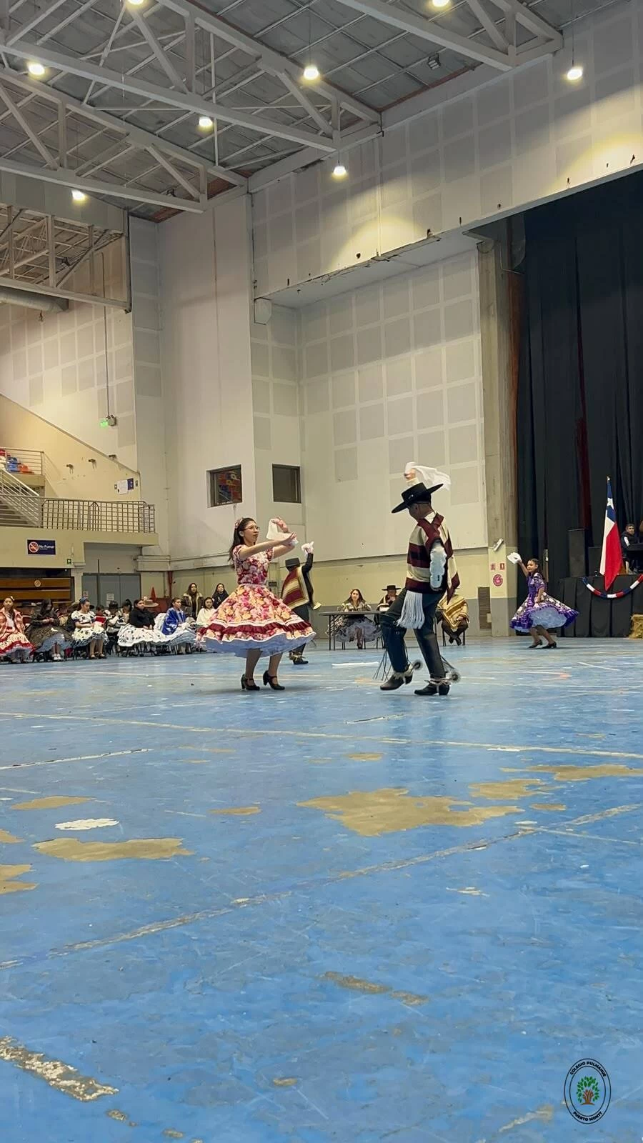 Imagen de la noticia: Nuestros estudiantes nos representaron en el Encuentro Comunal de Cueca Escolar 2026